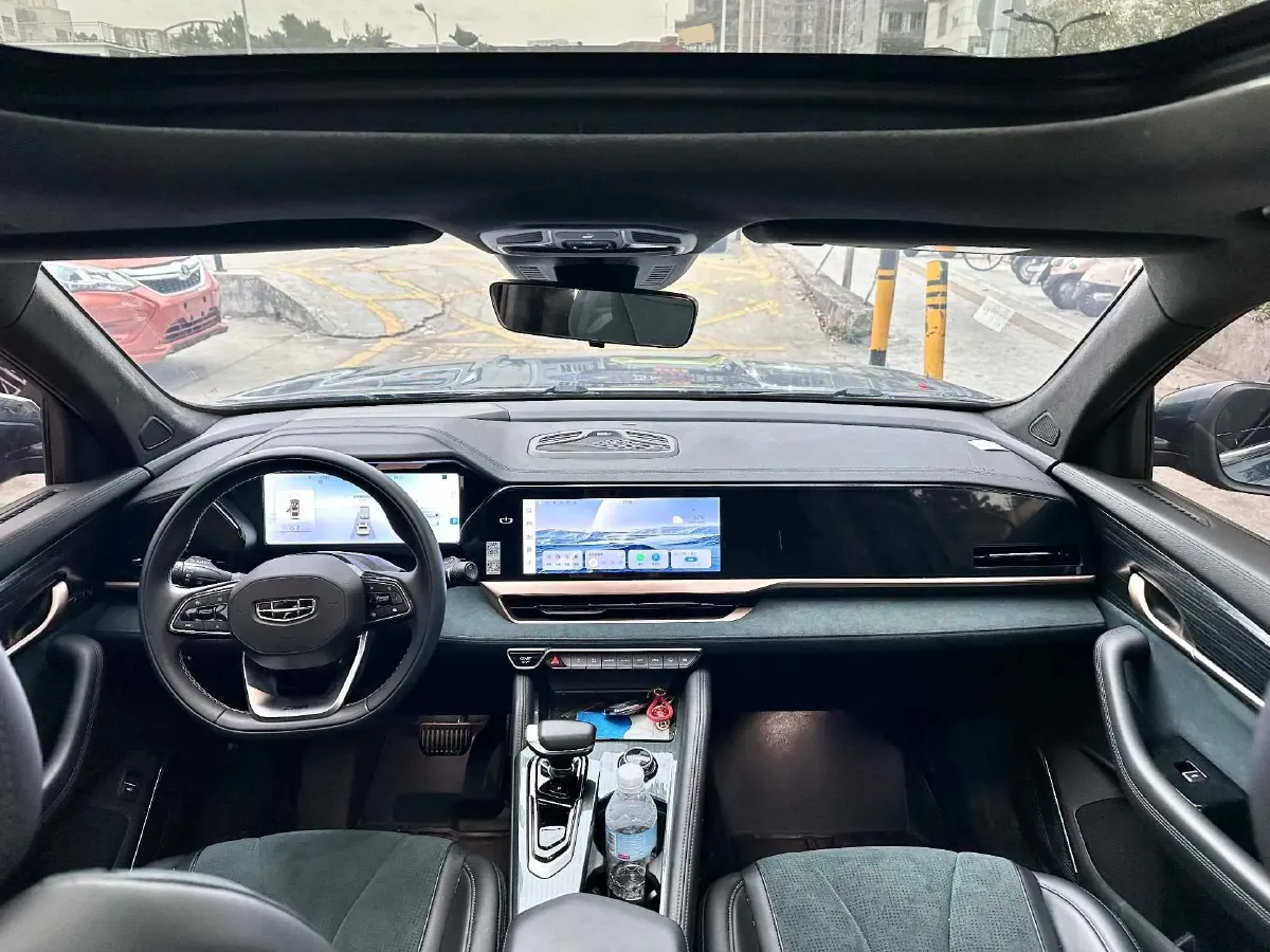 2021 Geely Monjaro 2.0T 218HP L4 7DCT,autocango,china used car exporter,china ev exporter,chinese used car exporter,chinese used ev exporter