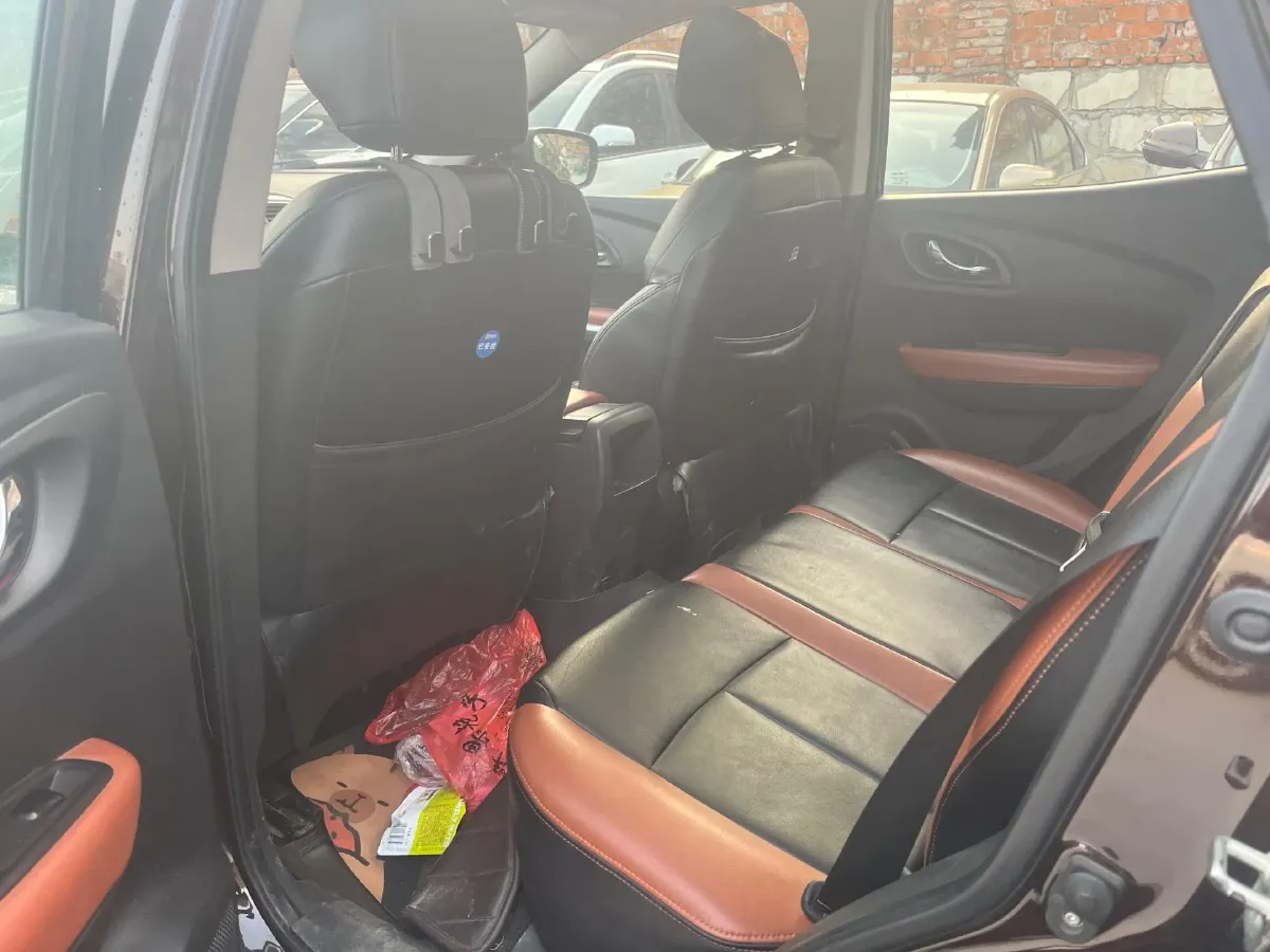 2017 Renault Kadjar 2.0L 150HP L4 CVT,autocango,china used car exporter,china ev exporter,chinese used car exporter,chinese used ev exporter