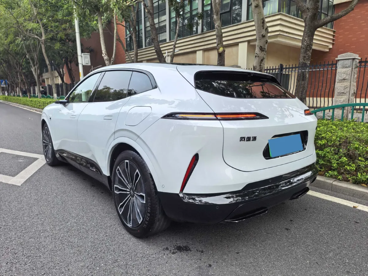 2024 Avatr 07 1.5T 156HP L4 REEV 39.05KWH,autocango,china used car exporter,china ev exporter,chinese used car exporter,chinese used ev exporter