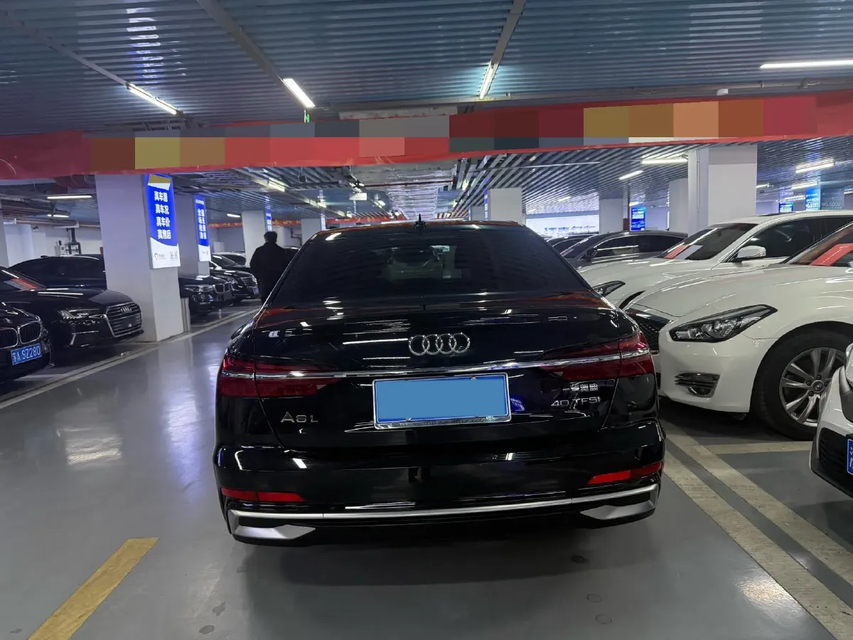 2024 Audi A6L 2.0T 190HP L4 7DCT,autocango,china used car exporter,china ev exporter,chinese used car exporter,chinese used ev exporter