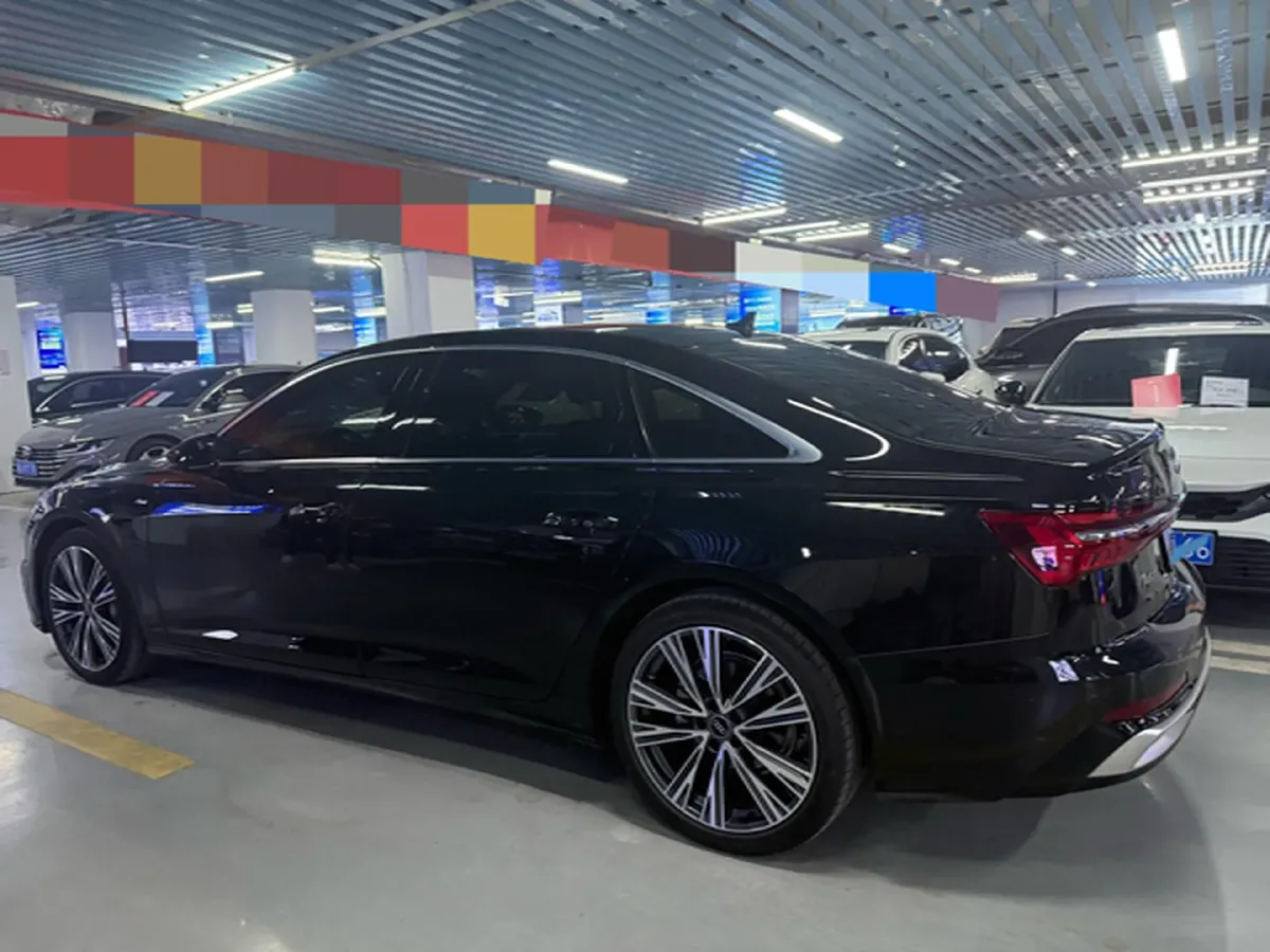 2024 Audi A6L 2.0T 190HP L4 7DCT,autocango,china used car exporter,china ev exporter,chinese used car exporter,chinese used ev exporter