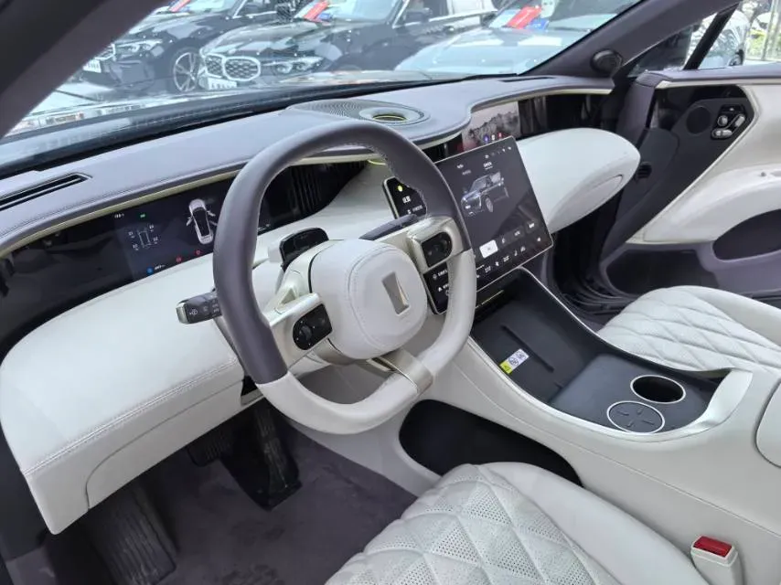 2025 Avatr 11 BEV,autocango,china used car exporter,china ev exporter,chinese used car exporter,chinese used ev exporter