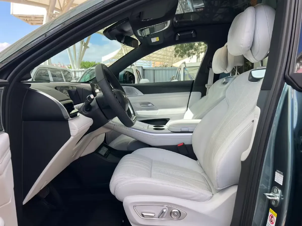 2024 Xpeng G9 BEV 98KWH,autocango,china used car exporter,china ev exporter,chinese used car exporter,chinese used ev exporter