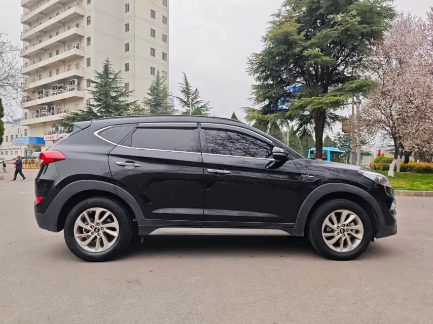 2018 Hyundai Tucson 1.6T 177HP L4 7DCT,autocango,china used car exporter,china ev exporter,chinese used car exporter,chinese used ev exporter