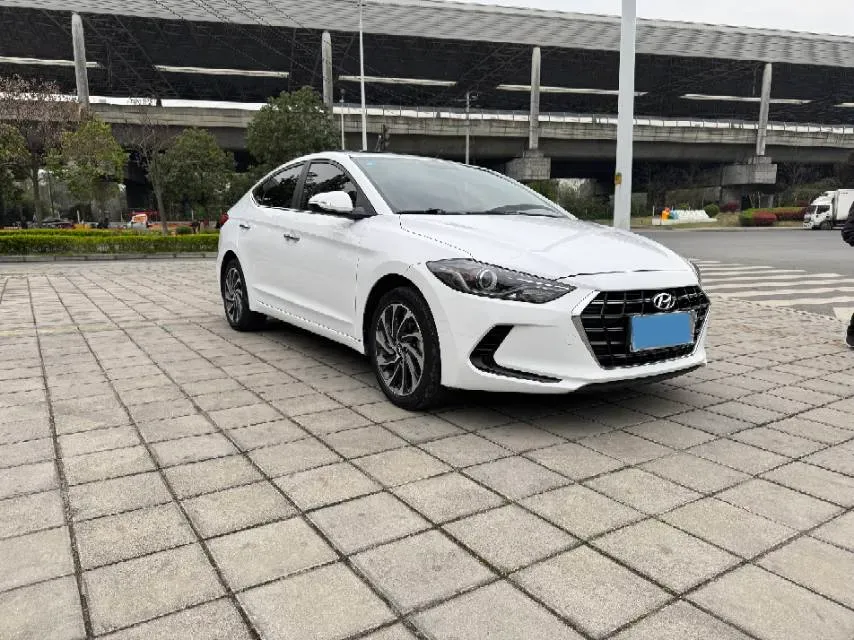 2020 Hyundai Elantra 1.5L 115HP L4 CVT,autocango,china used car exporter,china ev exporter,chinese used car exporter,chinese used ev exporter