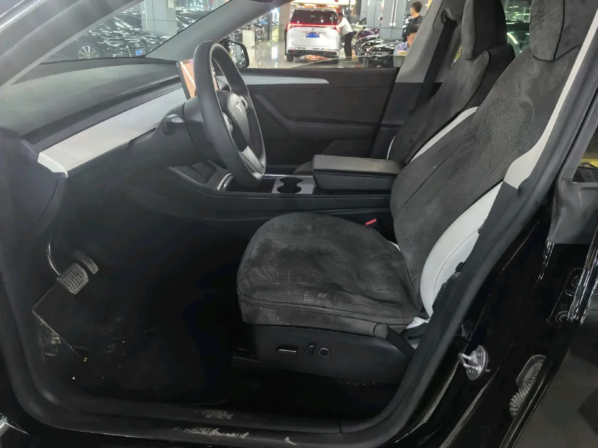 2022 Tesla Model Y BEV 60KWH,autocango,china used car exporter,china ev exporter,chinese used car exporter,chinese used ev exporter