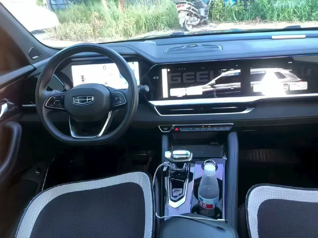 2022 Geely Monjaro 1.5T 150HP L3 3DHT Hybrid,autocango,china used car exporter,china ev exporter,chinese used car exporter,chinese used ev exporter