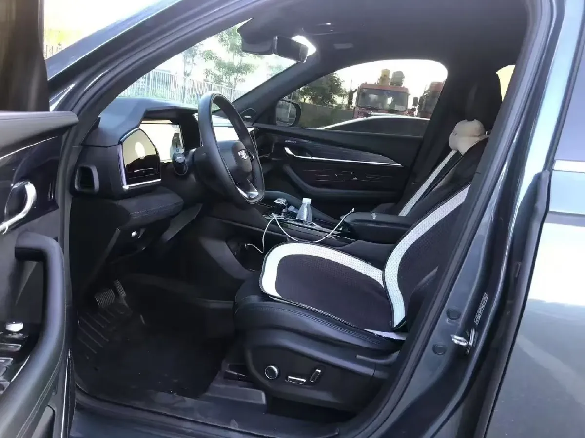 2022 Geely Monjaro 1.5T 150HP L3 3DHT Hybrid,autocango,china used car exporter,china ev exporter,chinese used car exporter,chinese used ev exporter