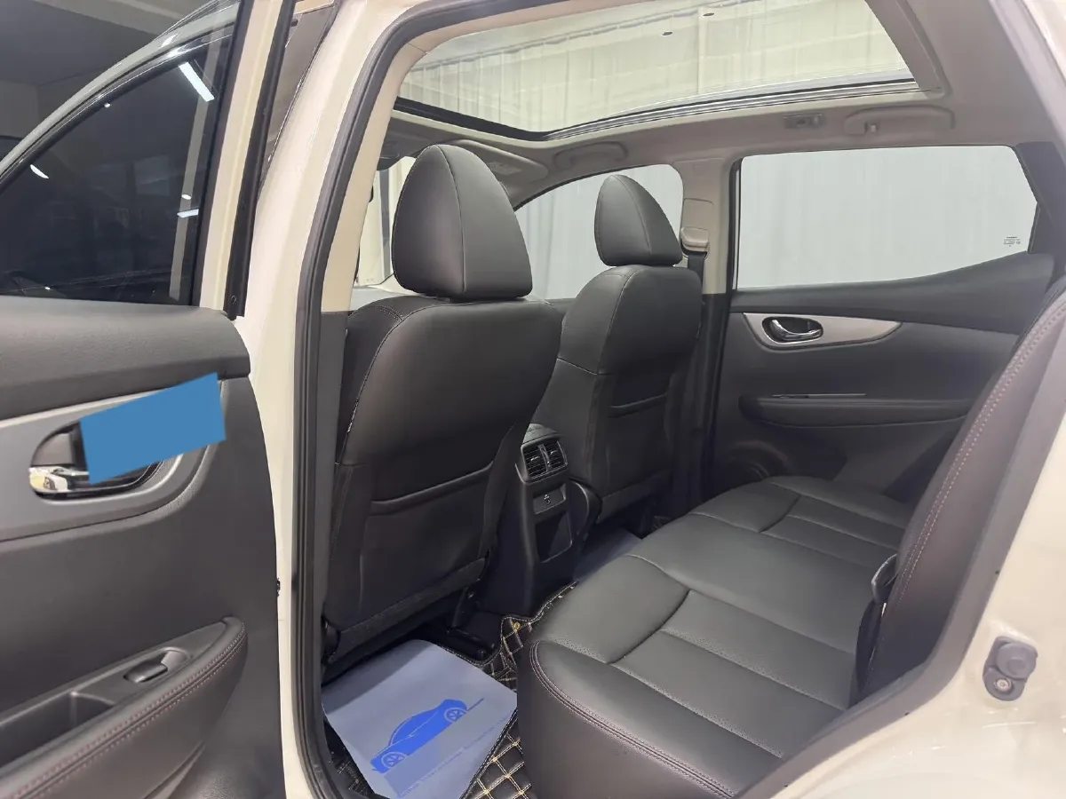 2022 Nissan Qashqai 2.0L 151HP L4 CVT,autocango,china used car exporter,china ev exporter,chinese used car exporter,chinese used ev exporter