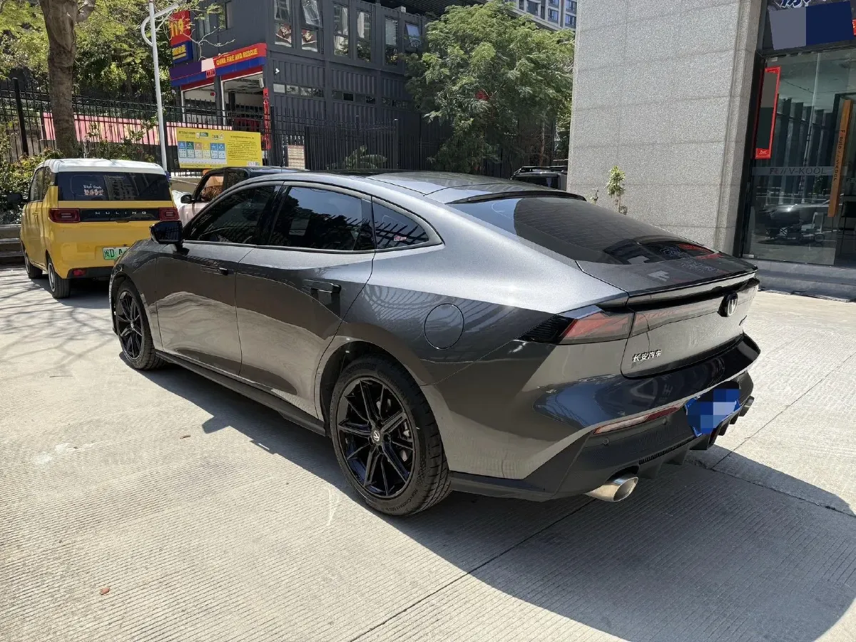 2024 ChangAn UNI-V 1.5T 188HP L4 7DCT,autocango,china used car exporter,china ev exporter,chinese used car exporter,chinese used ev exporter