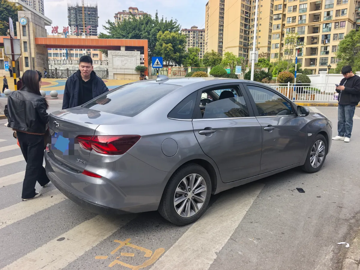 2020 Chevrolet Monza 1.5L 113HP L4 6AT,autocango,china used car exporter,china ev exporter,chinese used car exporter,chinese used ev exporter