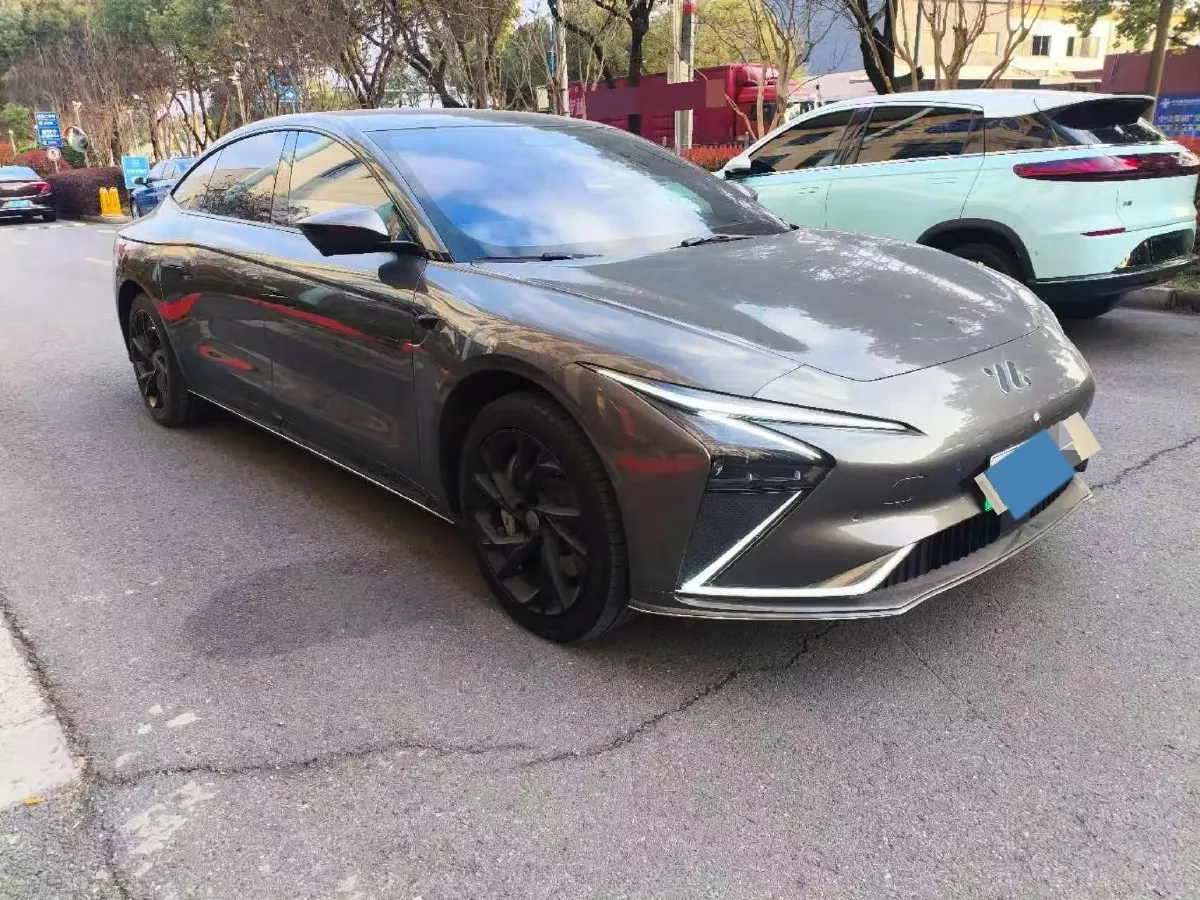 2023 IM L7 BEV 90KWH,autocango,china used car exporter,china ev exporter,chinese used car exporter,chinese used ev exporter