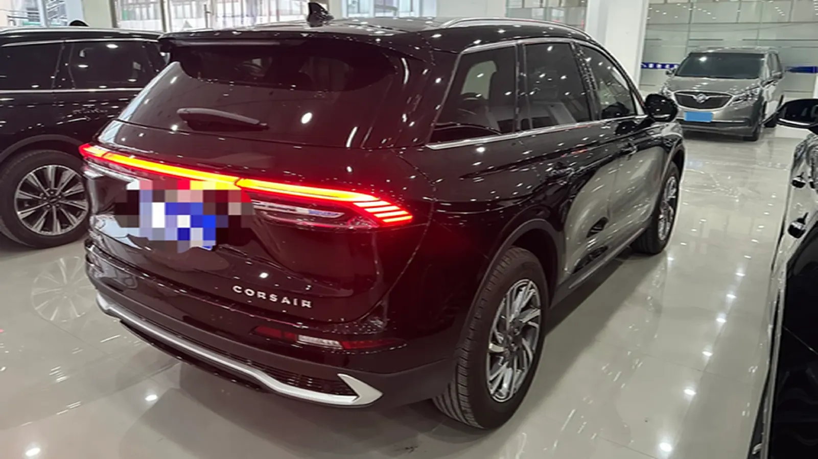 2024 Lincoln Corsair 2.0T 261HP L4 8AT,autocango,china used car exporter,china ev exporter,chinese used car exporter,chinese used ev exporter