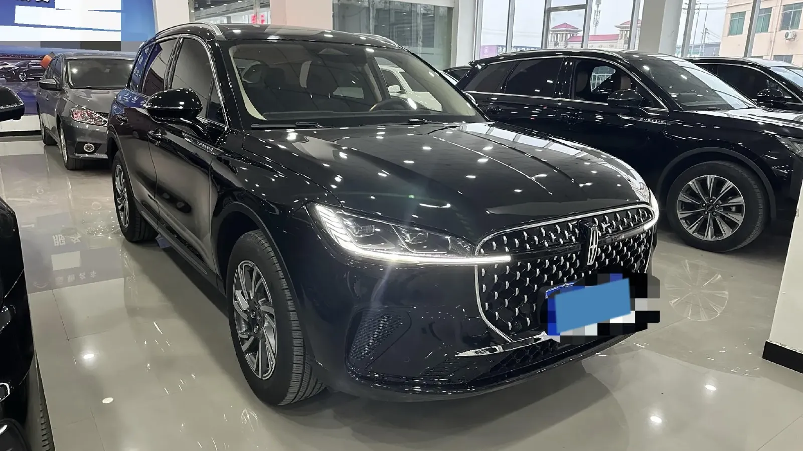 2024 Lincoln Corsair 2.0T 261HP L4 8AT,autocango,china used car exporter,china ev exporter,chinese used car exporter,chinese used ev exporter