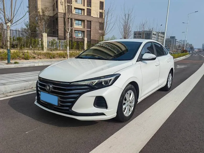 2020 ChangAn Eado 1.6L 128HP L4 5MT,autocango,china used car exporter,china ev exporter,chinese used car exporter,chinese used ev exporter