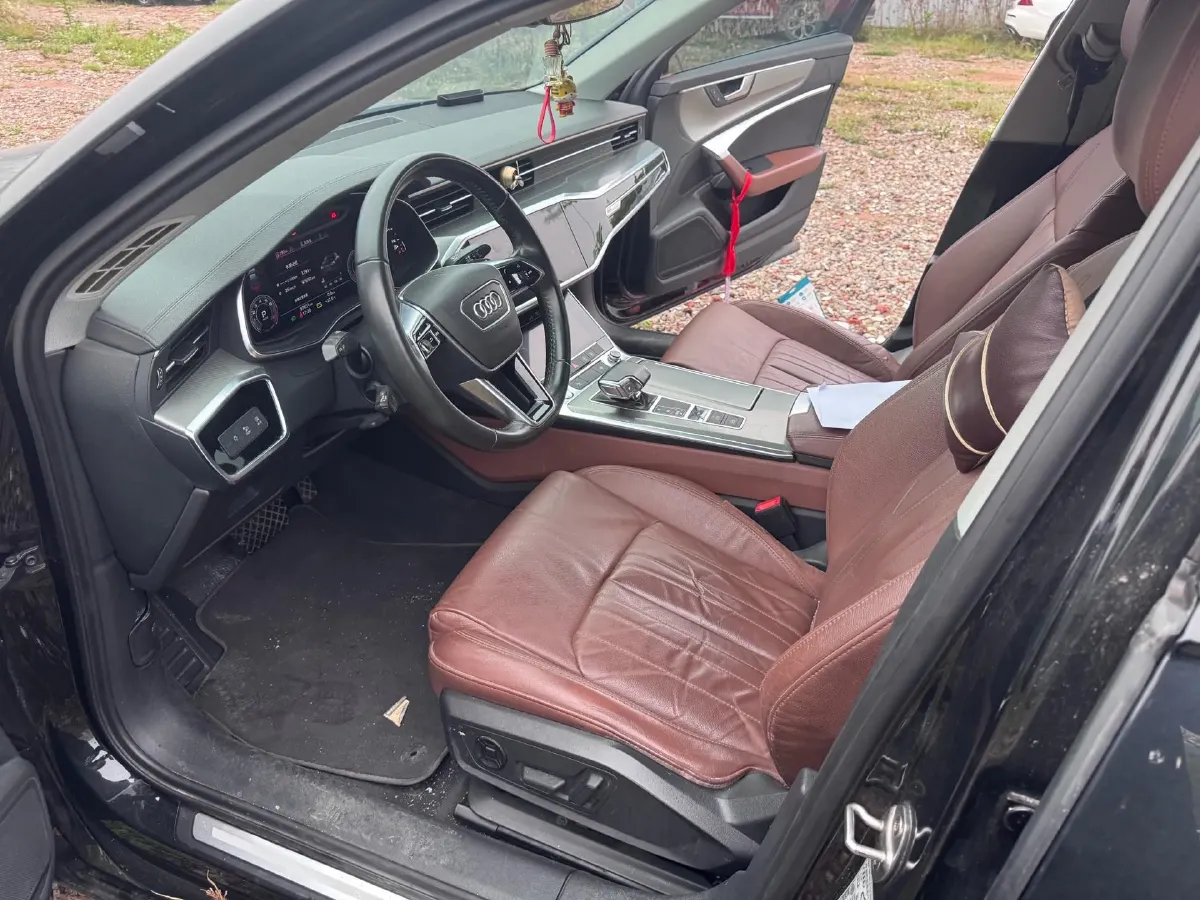 2019 Mercedes-Benz E Class 1.5T 184HP L4 9AT,autocango,china used car exporter,china ev exporter,chinese used car exporter,chinese used ev exporter