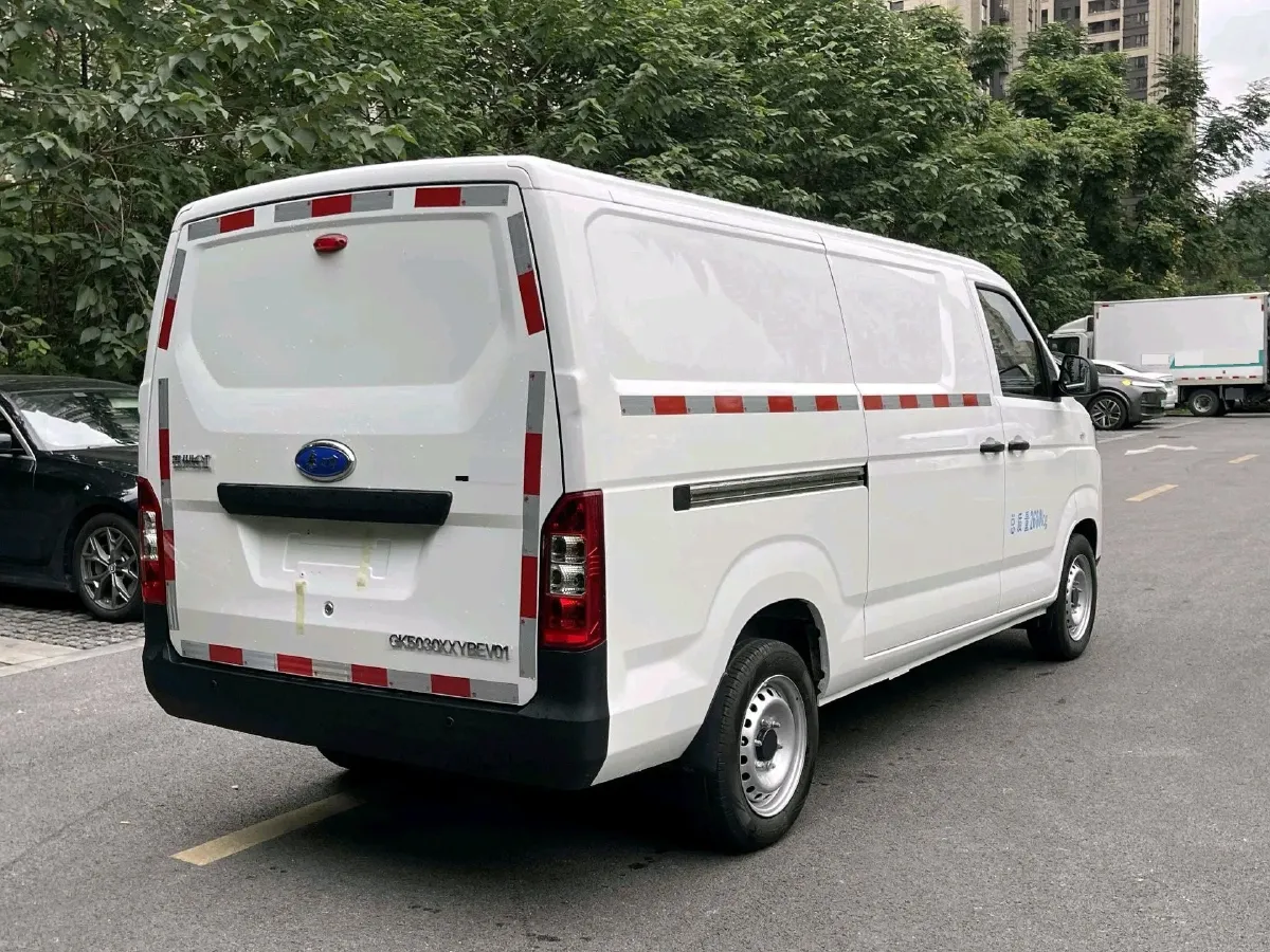 2023 JinBei New Dolphin EV BEV 42.3KWH,autocango,china used car exporter,china ev exporter,chinese used car exporter,chinese used ev exporter