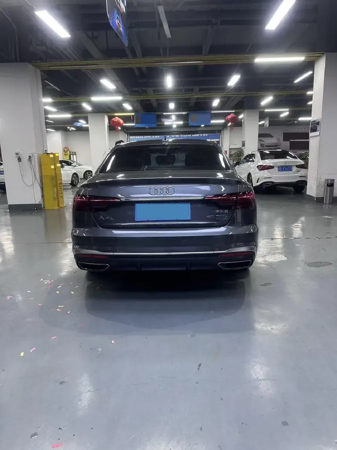 2020 Audi A4L 2.0T 190HP L4 7DCT,autocango,china used car exporter,china ev exporter,chinese used car exporter,chinese used ev exporter