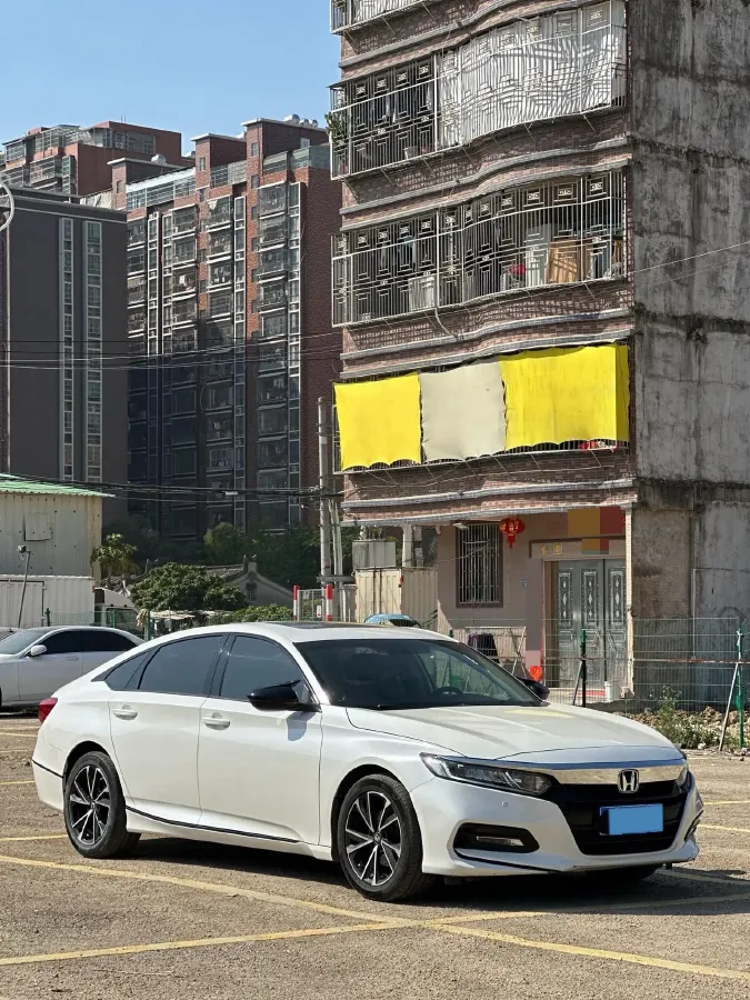 2018 Honda Accord 1.5T 194HP L4 CVT,autocango,china used car exporter,china ev exporter,chinese used car exporter,chinese used ev exporter