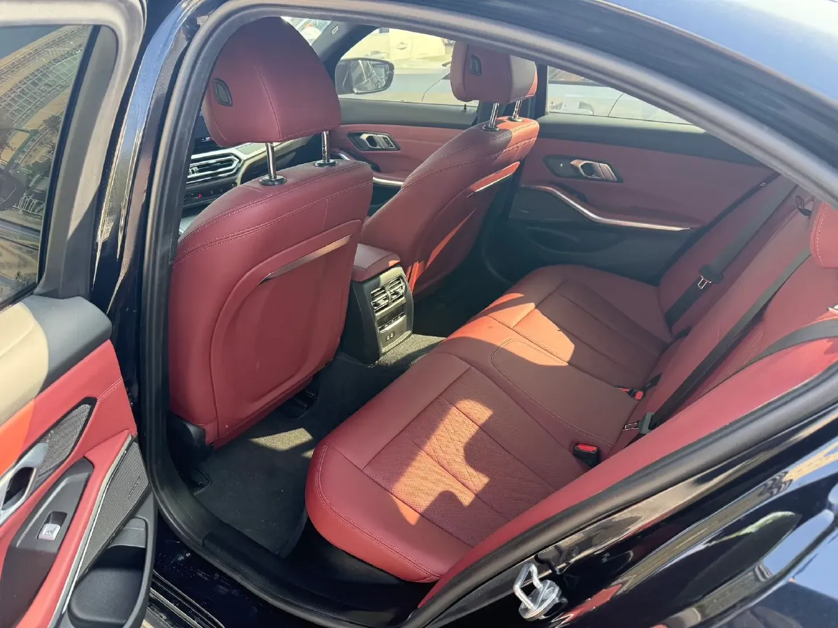 2024 BMW 3 Series 2.0T 184HP L4 8AT,autocango,china used car exporter,china ev exporter,chinese used car exporter,chinese used ev exporter