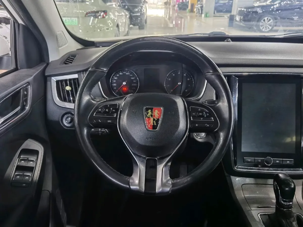 2019 Roewe i6 1.5T 169HP L4 7DCT,autocango,china used car exporter,china ev exporter,chinese used car exporter,chinese used ev exporter