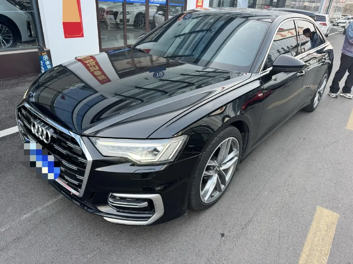 2022 Audi A6L 2.0T 190HP L4 7DCT,autocango,china used car exporter,china ev exporter,chinese used car exporter,chinese used ev exporter