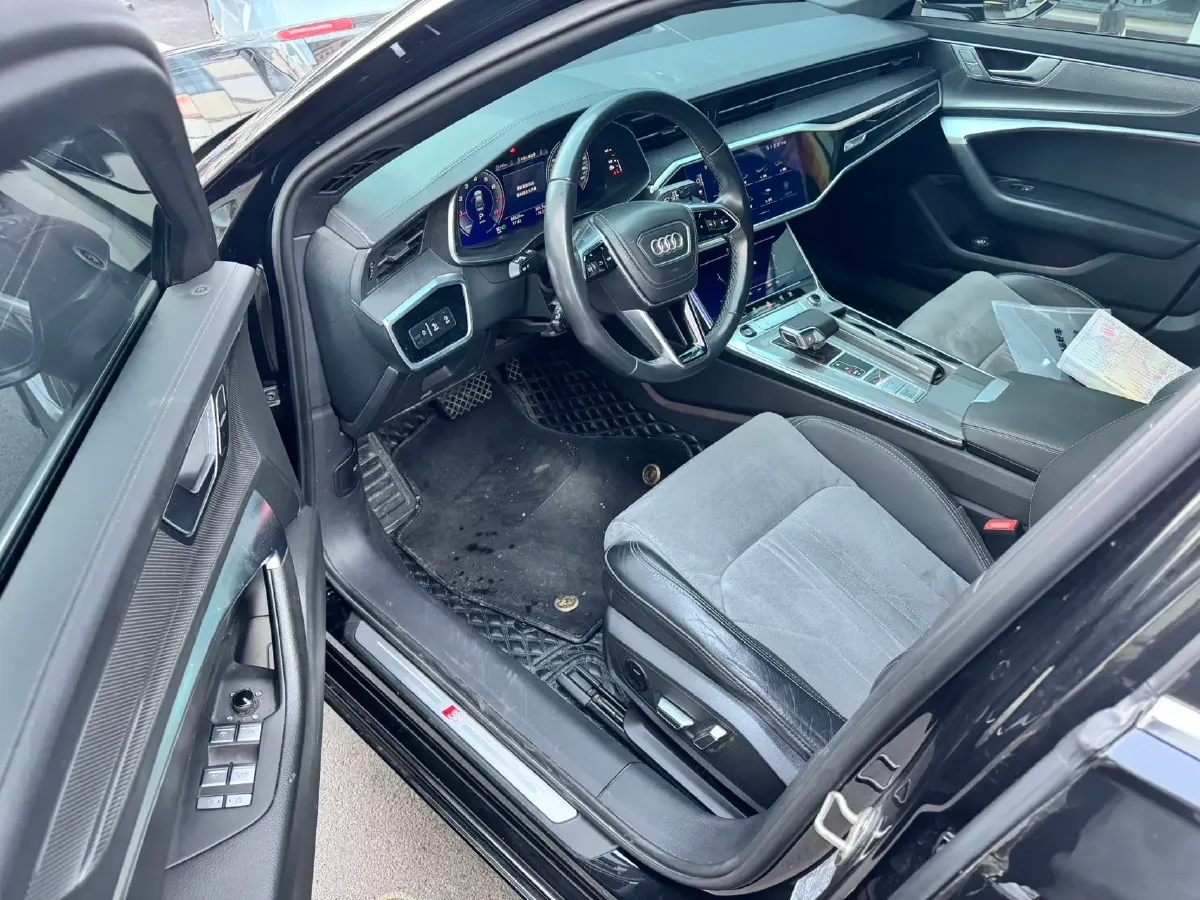 2022 Audi A6L 2.0T 190HP L4 7DCT,autocango,china used car exporter,china ev exporter,chinese used car exporter,chinese used ev exporter
