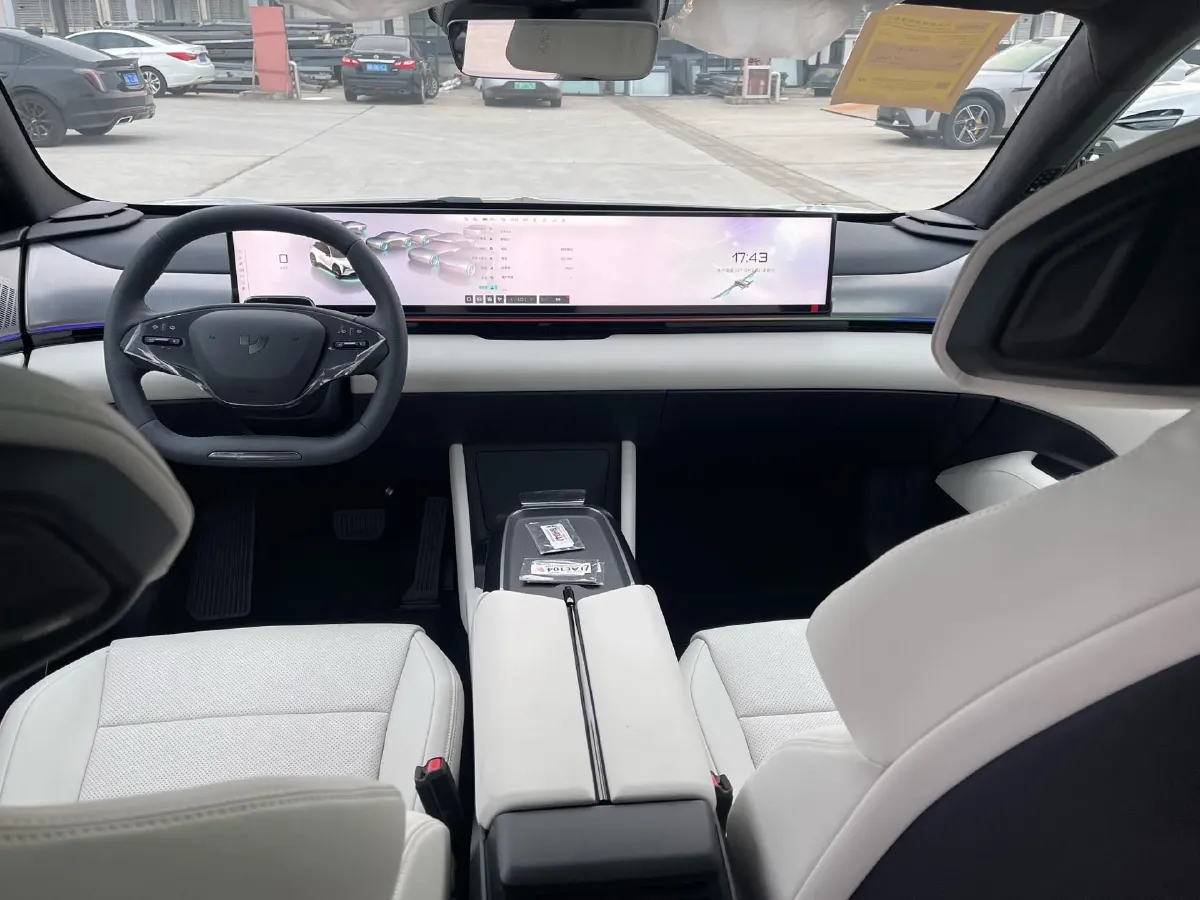 2025 JiYue 01 BEV 100KWH,autocango,china used car exporter,china ev exporter,chinese used car exporter,chinese used ev exporter