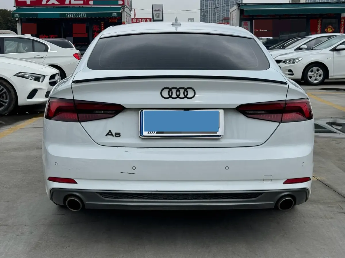 2019 Alfa Romeo Giulia 2.0T 280HP L4 8AT,autocango,china used car exporter,china ev exporter,chinese used car exporter,chinese used ev exporter