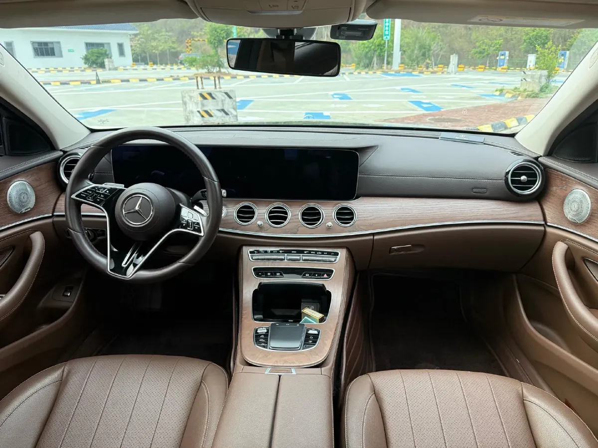 2022 Mercedes-Benz E Class 2.0T 258HP L4 9AT,autocango,china used car exporter,china ev exporter,chinese used car exporter,chinese used ev exporter