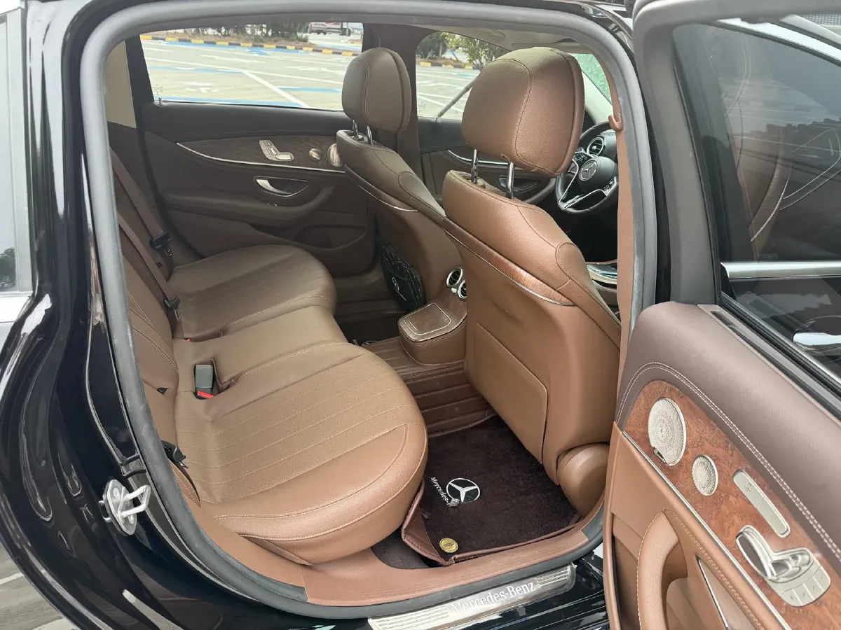 2022 Mercedes-Benz E Class 2.0T 258HP L4 9AT,autocango,china used car exporter,china ev exporter,chinese used car exporter,chinese used ev exporter
