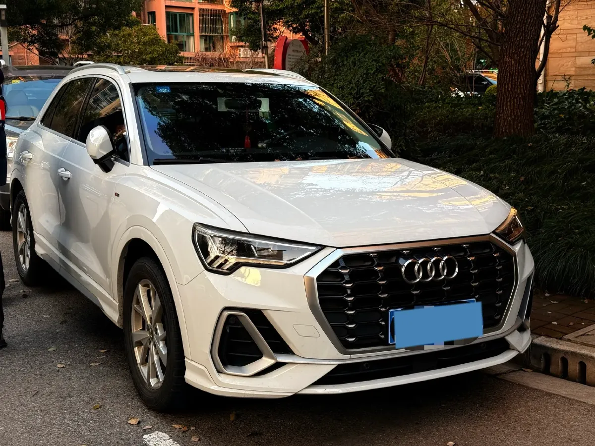 2019 Audi Q3 1.4T 150HP L4 7DCT,autocango,china used car exporter,china ev exporter,chinese used car exporter,chinese used ev exporter