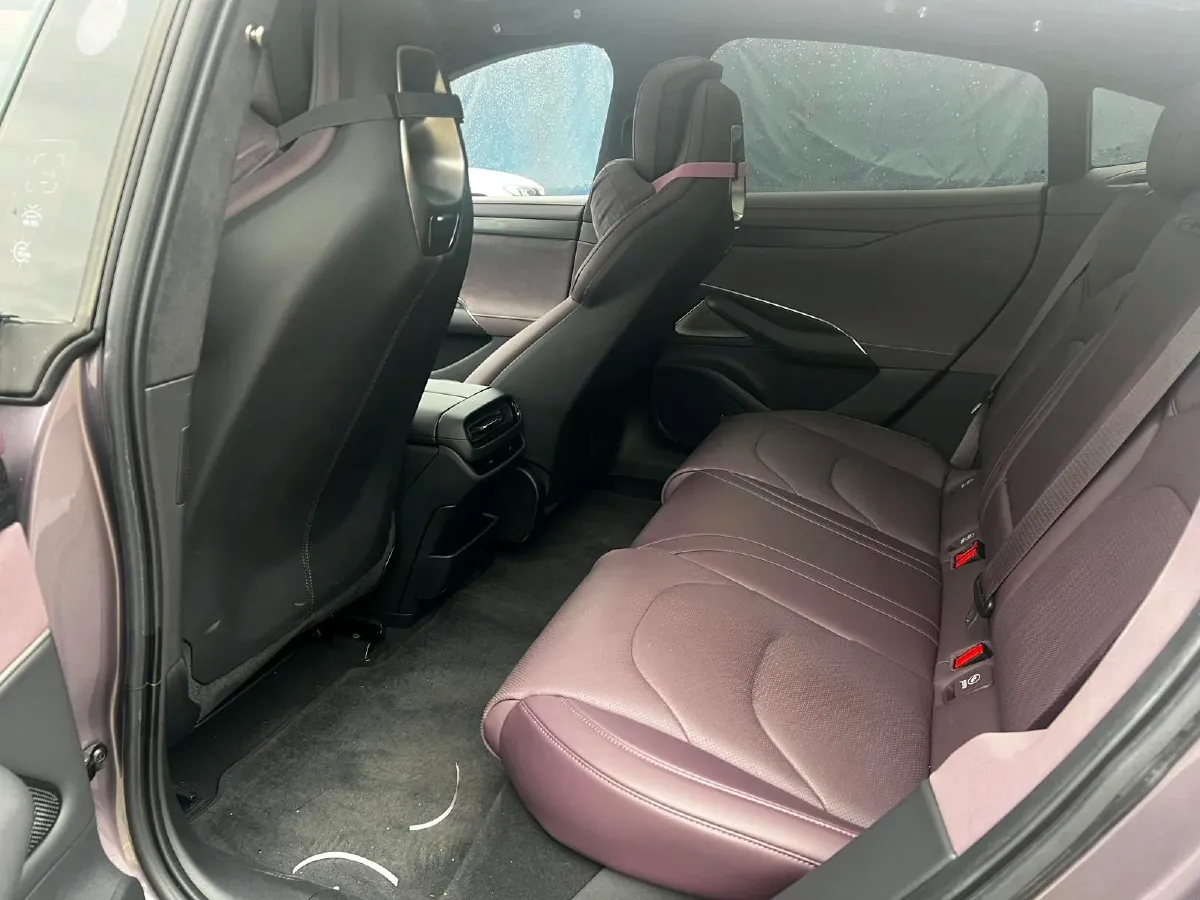 2024 MI SU7 BEV 101KWH,autocango,china used car exporter,china ev exporter,chinese used car exporter,chinese used ev exporter