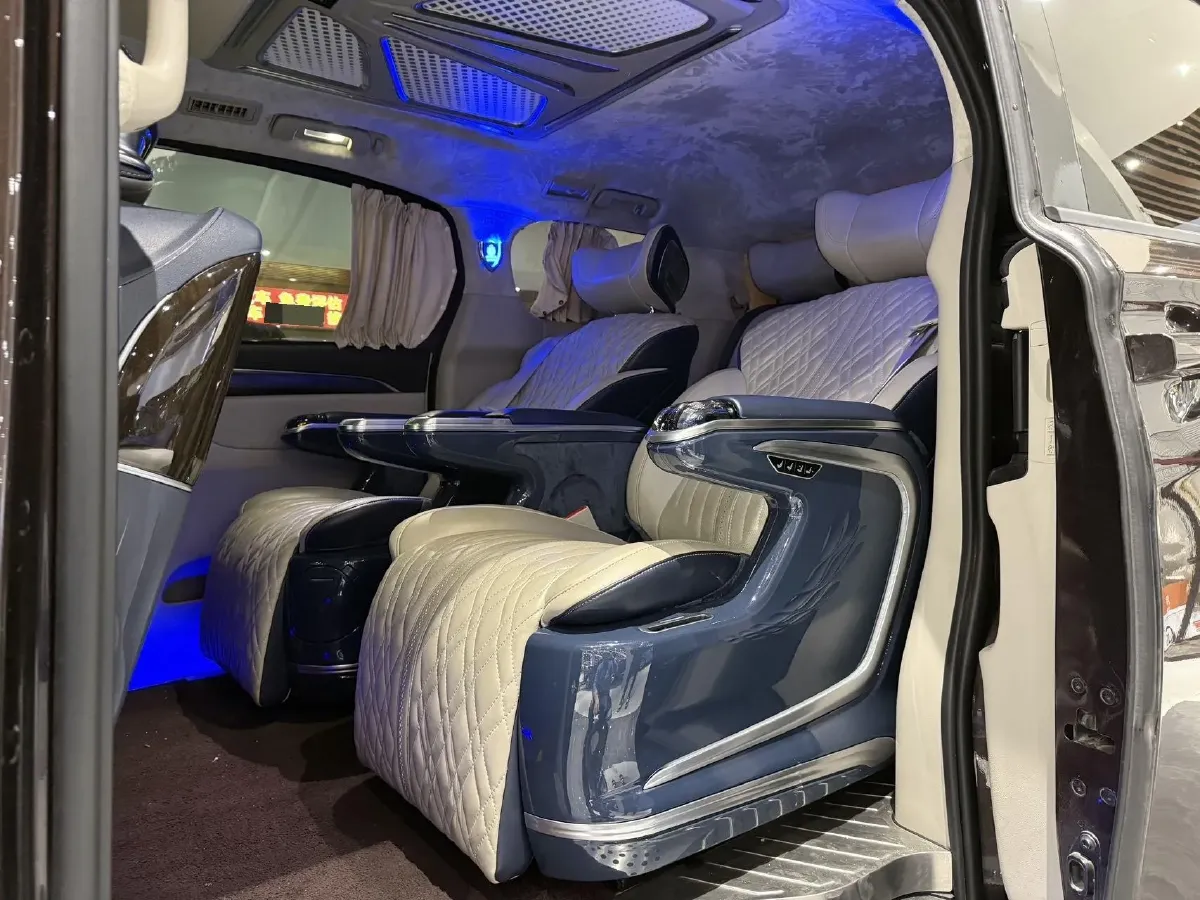 2020 Buick GL8 2.0T 237HP L4 9AT,autocango,china used car exporter,china ev exporter,chinese used car exporter,chinese used ev exporter