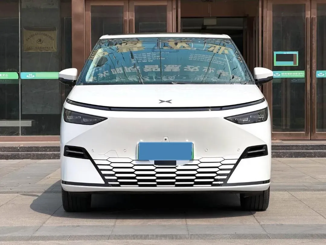 2025 Xpeng X9 BEV,autocango,china used car exporter,china ev exporter,chinese used car exporter,chinese used ev exporter