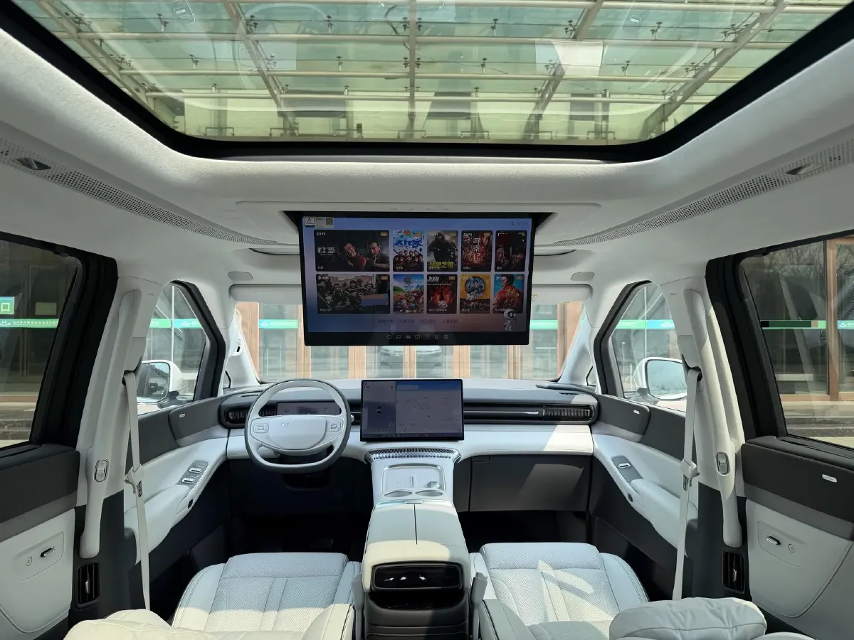 2025 Xpeng X9 BEV,autocango,china used car exporter,china ev exporter,chinese used car exporter,chinese used ev exporter