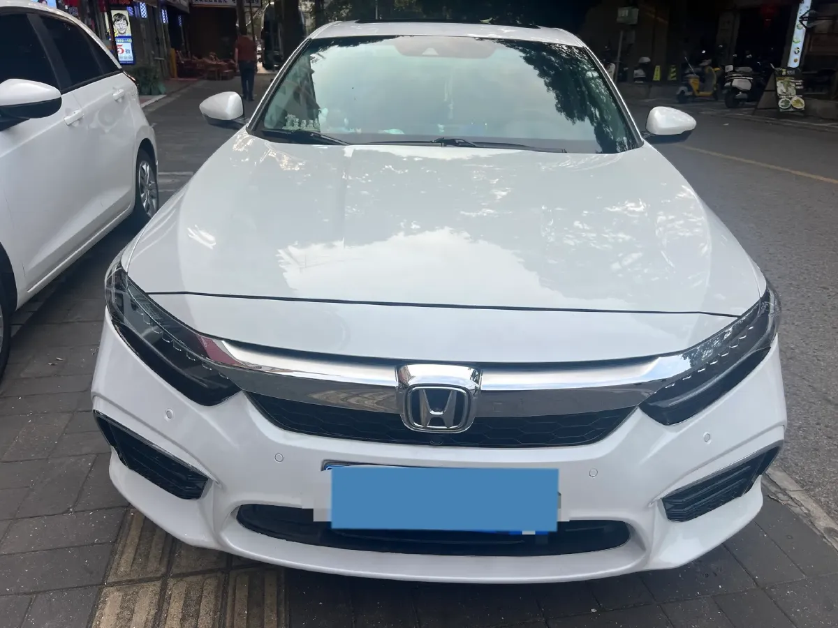 2019 Honda Inspire 2.0L 146HP L4 E-CVT Hybrid,autocango,china used car exporter,china ev exporter,chinese used car exporter,chinese used ev exporter