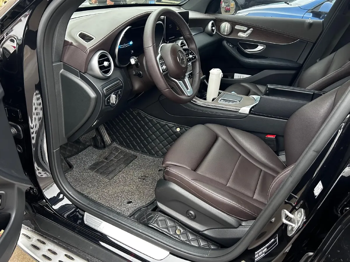 2022 Mercedes-Benz GLC Class 2.0T 258HP L4 9AT,autocango,china used car exporter,china ev exporter,chinese used car exporter,chinese used ev exporter