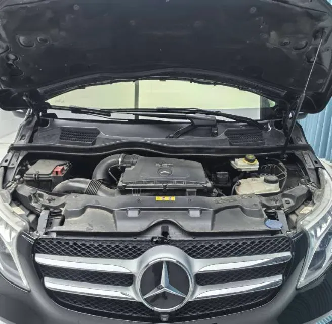 2021 Mercedes-Benz V Class 2.0T 211HP L4 9AT,autocango,china used car exporter,china ev exporter,chinese used car exporter,chinese used ev exporter