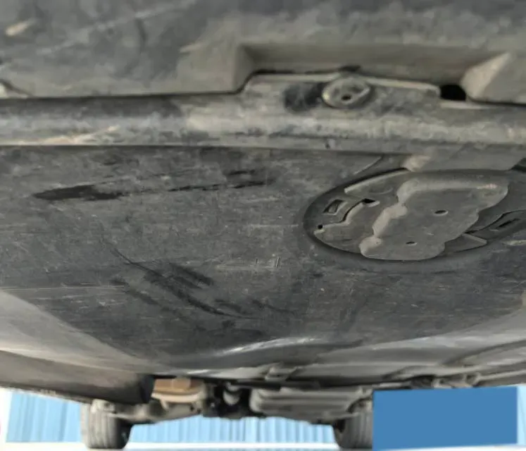 2021 Mercedes-Benz V Class 2.0T 211HP L4 9AT,autocango,china used car exporter,china ev exporter,chinese used car exporter,chinese used ev exporter