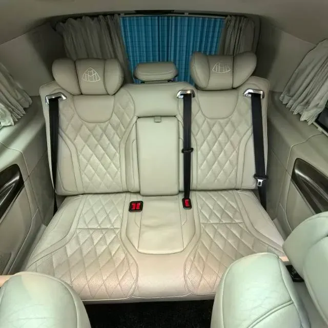 2021 Mercedes-Benz V Class 2.0T 211HP L4 9AT,autocango,china used car exporter,china ev exporter,chinese used car exporter,chinese used ev exporter