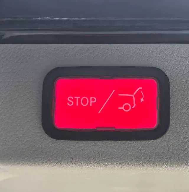 2021 Mercedes-Benz V Class 2.0T 211HP L4 9AT,autocango,china used car exporter,china ev exporter,chinese used car exporter,chinese used ev exporter