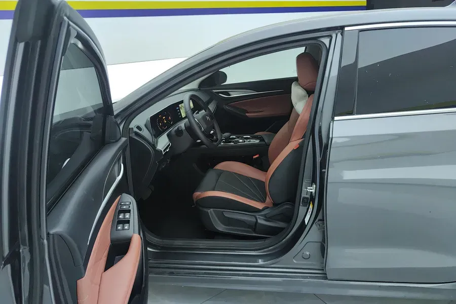 2021 ChangAn Eado 1.4T 160HP L4 7DCT,autocango,china used car exporter,china ev exporter,chinese used car exporter,chinese used ev exporter