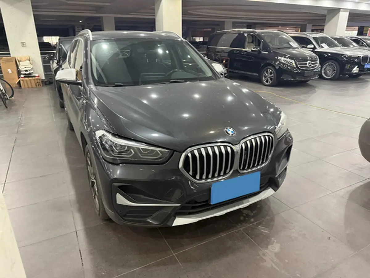 2021 BMW X1 1.5T 140HP L3 7DCT,autocango,china used car exporter,china ev exporter,chinese used car exporter,chinese used ev exporter