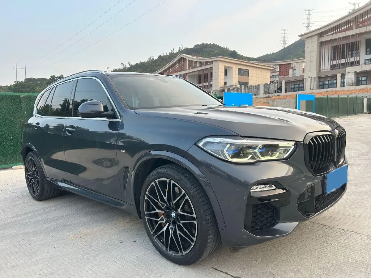 2021 BMW X5 3.0T 340HP L6 8AT,autocango,china used car exporter,china ev exporter,chinese used car exporter,chinese used ev exporter