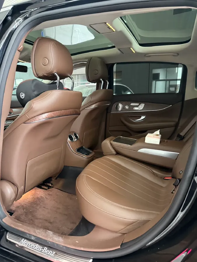 2022 Mercedes-Benz E Class 2.0T 258HP L4 9AT,autocango,china used car exporter,china ev exporter,chinese used car exporter,chinese used ev exporter