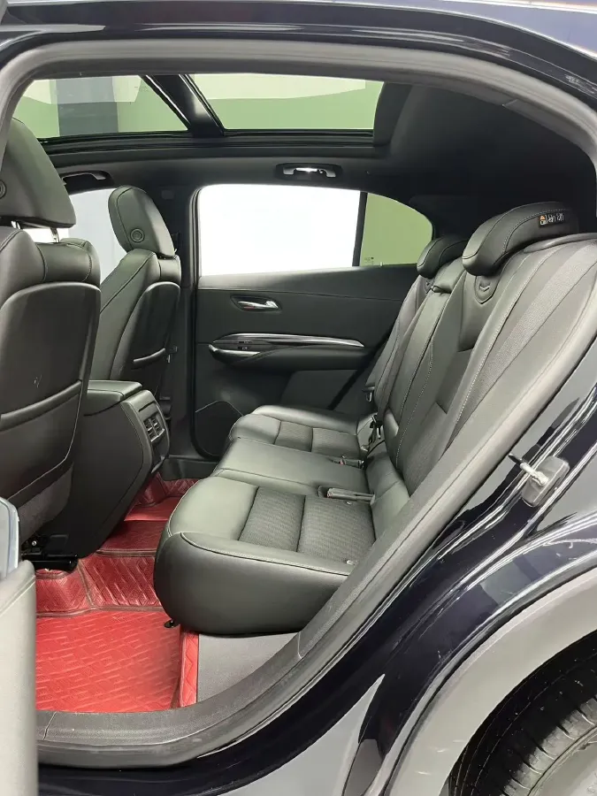 2020 Cadillac XT4 2.0T 237HP L4 9AT,autocango,china used car exporter,china ev exporter,chinese used car exporter,chinese used ev exporter