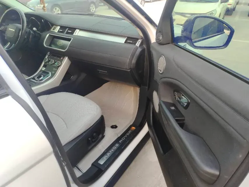 2018 Land Rover Range Rover Evoque 2.0T 241HP L4 9AT,autocango,china used car exporter,china ev exporter,chinese used car exporter,chinese used ev exporter