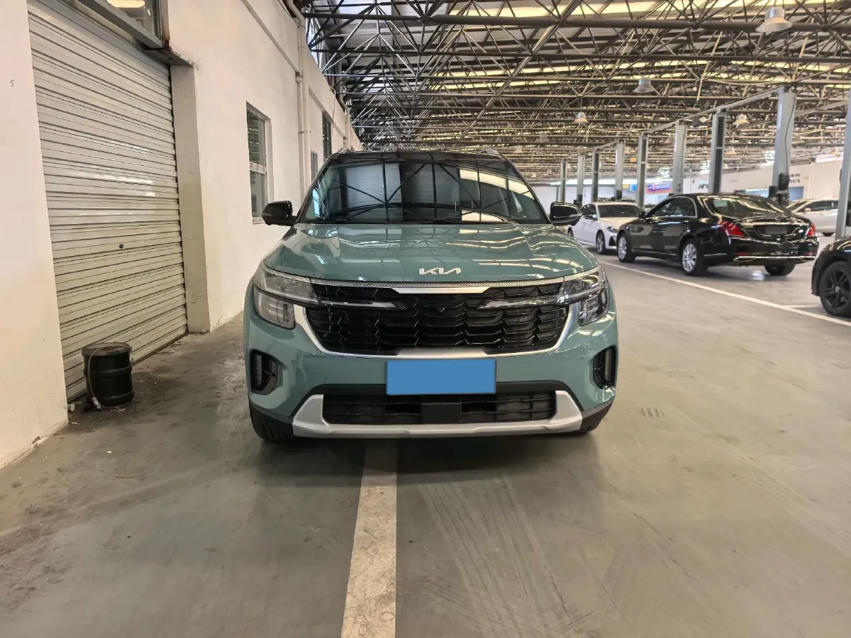 2023 Kia Seltos 1.5L 115HP L4 CVT,autocango,china used car exporter,china ev exporter,chinese used car exporter,chinese used ev exporter
