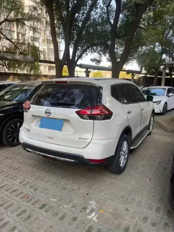 2021 Nissan X-Trail 2.0L 151HP L4 CVT,autocango,china used car exporter,china ev exporter,chinese used car exporter,chinese used ev exporter